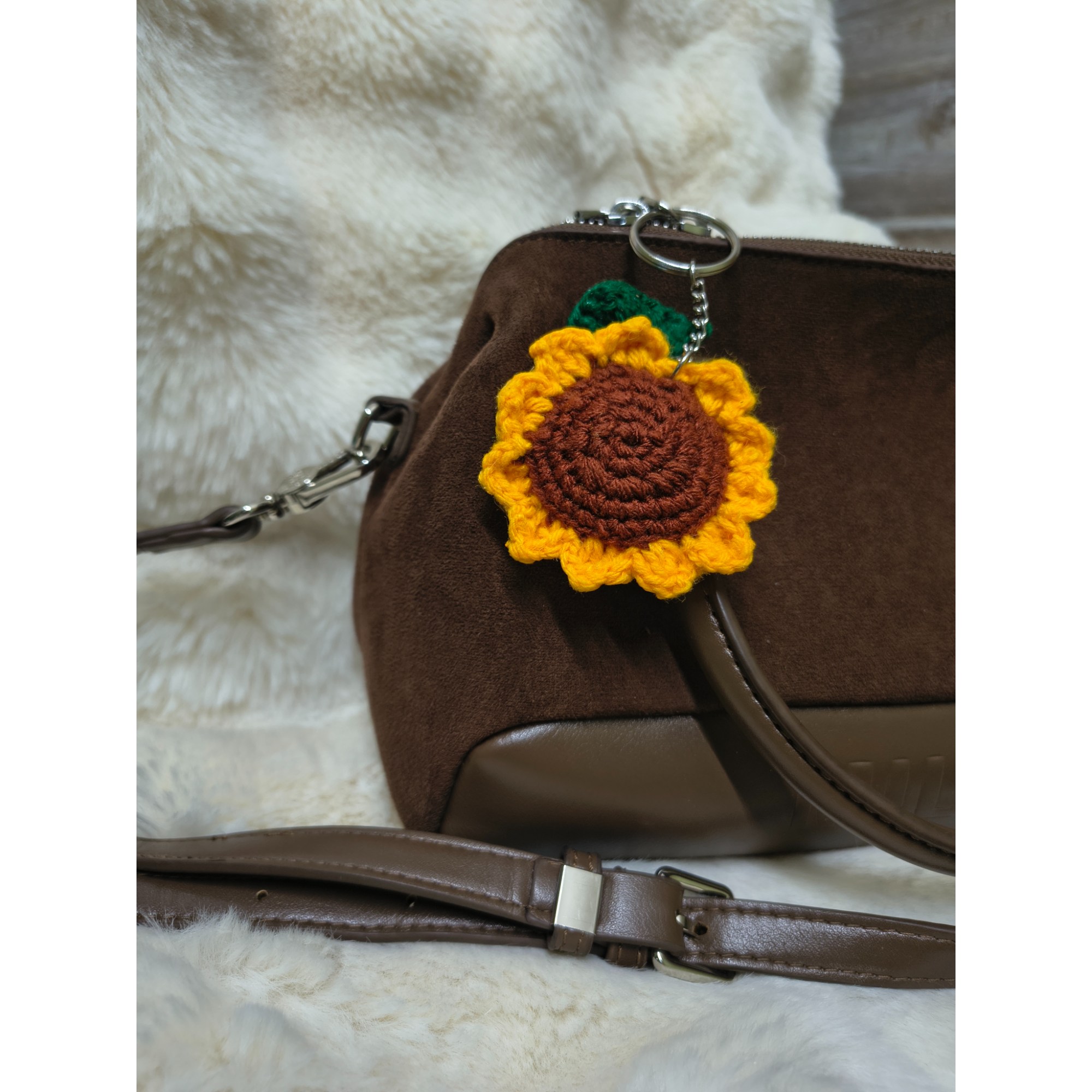 Haathmade Crochet Sunflower Keychain I Floral Keyring with Green Leaf | Cute Handmade Gift I Pack Of 1 - Image 3